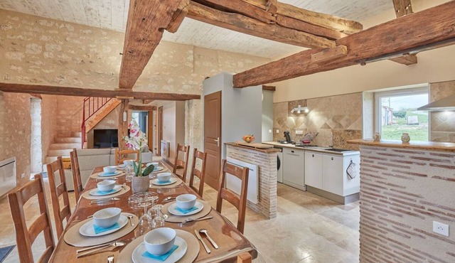 Gîte les Jourdonnies - Charmante Maison à la Campagne