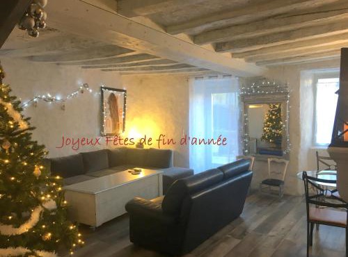 Gîte LE LOGIS De La CHARNIE Confort pour 14 personnes à Chemiré-En-Charnie