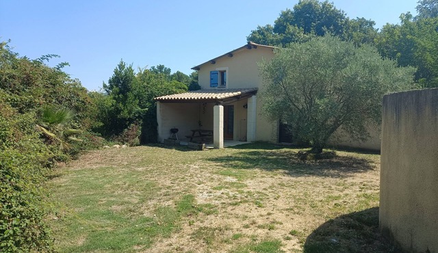 Gîte "Le Noyer", LE MAS DES CHARRETTES