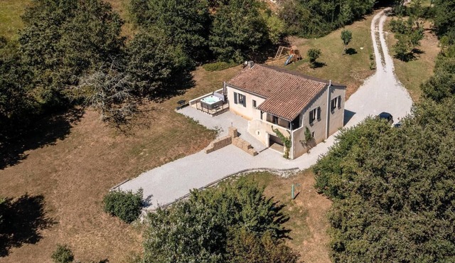 Gîte Le Soleillan - NUZEJOULS