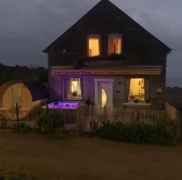 Gîte Les Chardons Bleus , les pieds dans l’eau