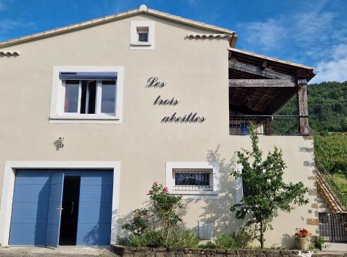 Gîte les trois abeilles