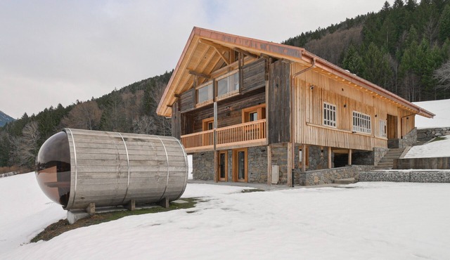 Gîte 'Lisalice': Mountain View, Private Terrace & Wi-Fi