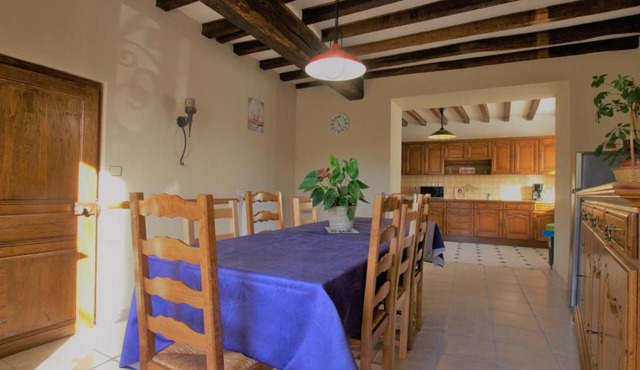 Gîte Neuville-sur-Vanne, 5 pièces, 8 personnes - FR-1-543-149