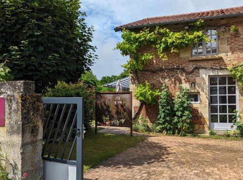 Gîte rénové avec jardin clos, cheminée et baby-foot à Contrisson, proche du Lac du Der. - FR-1-585-16
