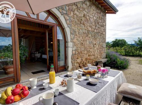 Gîte rustique 6 pers avec cheminée et grand jardin, animaux acceptés - FR-1-496-61