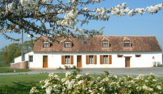 Gîte spacieux et paisible près du Mans avec grand terrain, 15 couchages, ping-pong et WIFI - FR-1-410-178