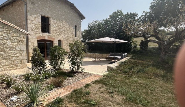 Gîte studio de charme terrasse et piscine