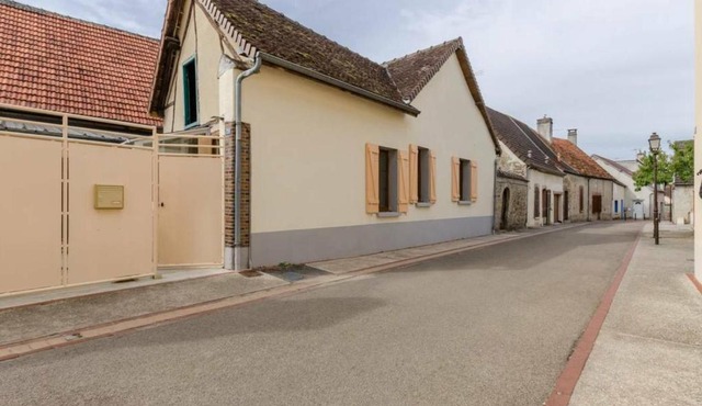 Gîte Villenauxe-la-Grande, 2 pièces, 4 personnes - FR-1-543-52