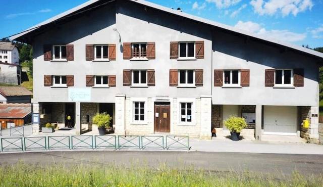 Gîtes de groupe Les Louvières