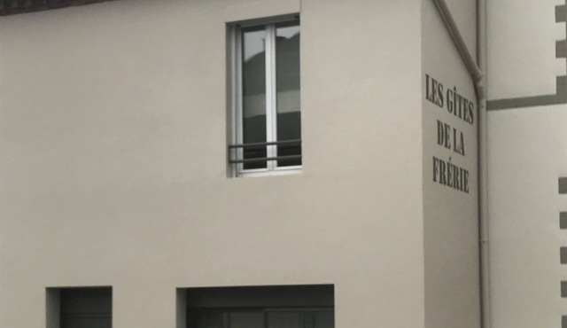 Gîtes de la Frérie - Le Bouton d'Or (16 minutes from the Puy du Fou)