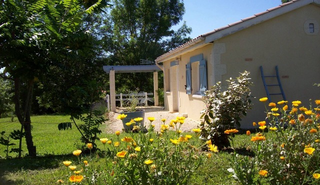 Gîtes de la Prairie quiet Gers countryside