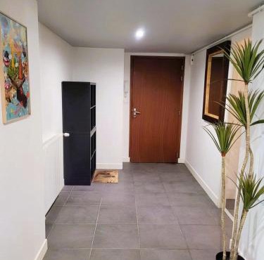 Général M - Grand appartement avec grande terrasse