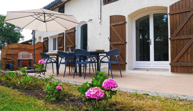 Gîte à 15 Minutes de Vic Fezensac et de Nogaro et 10 Minutes D'eauze