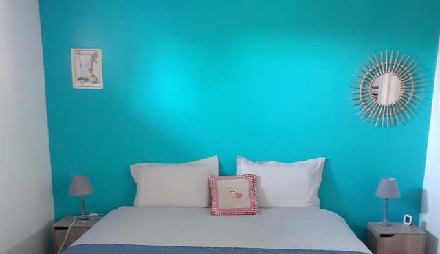 Gîte à la Campagne 28160 Yèvres Studio 25m2 Entièrement Équipé Parking et Jardin