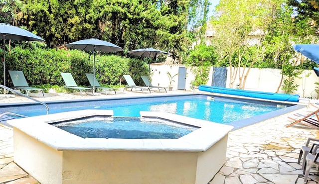 Gîte à la Ferme Avec Billard Jacuzzi et Piscine Chauffée