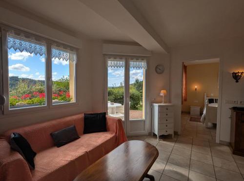 Gîte à la montagne avec cheminée, wifi et joli terrain - FR-1-589-179