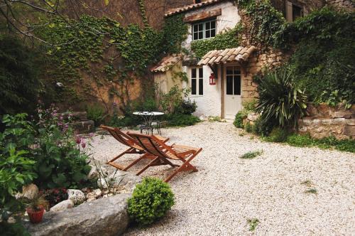 gîte à Rustrel