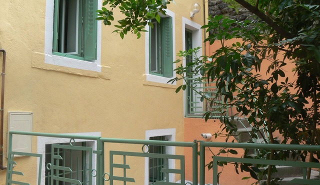 Gîte 1/6 pers au centre de Clermont-Ferrand : le calme au centre ville