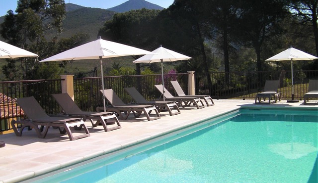 Gîte 2-*heated pool, Wifi, 2 bedrooms, air-conditioned, 1min river, 7min beach