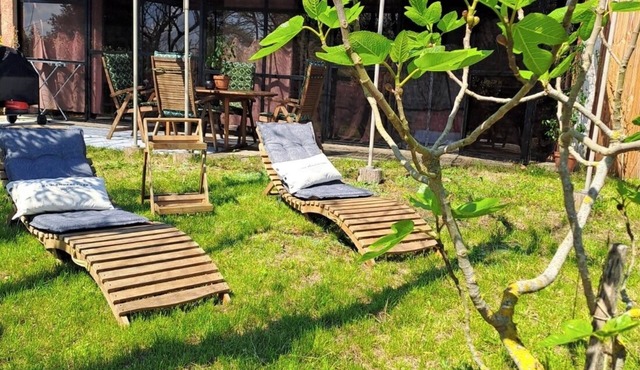 Gîte 2 p., private garden, swimming pool, nature