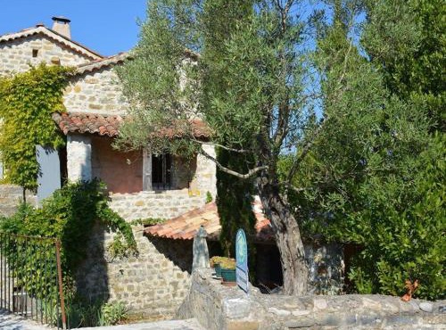 Gîte 2 pièces avec climatisation et animaux admis à Grospierres - FR-1-382-64