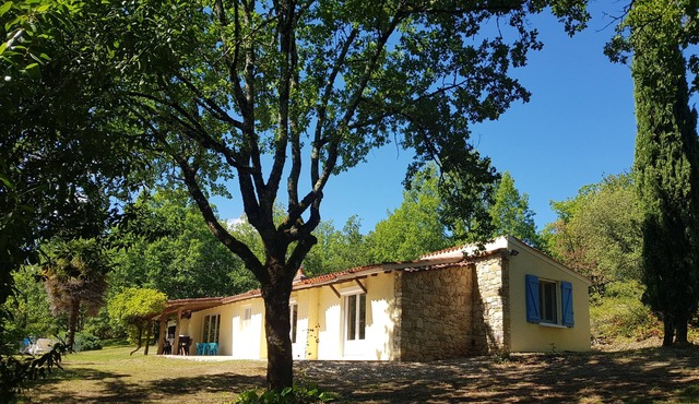 Gîte 6/8 persons swimming pool/tennis court