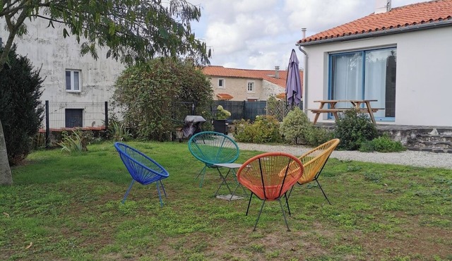 Gîte 8/9 Personnes " Les 4 Saisons"