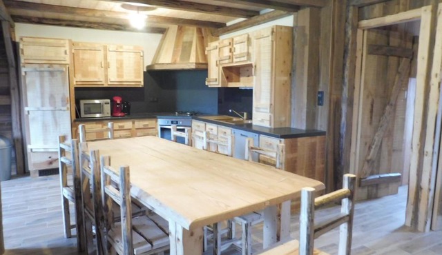 gîte 8 personnes " LE CHAMOIS "