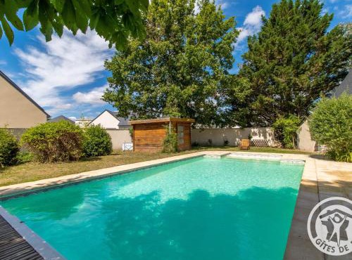 Gîte accueillant avec piscine chauffée à partager, près d'Angers, idéal pour vacances en nature - FR-1-622-44