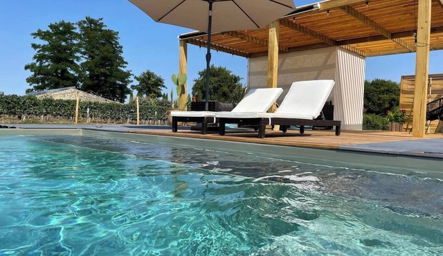 Gîte Anciens chais au milieu des vignes