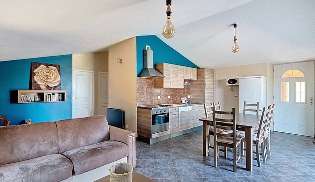 Gîte Ardèche du Panorama covered swimming pool