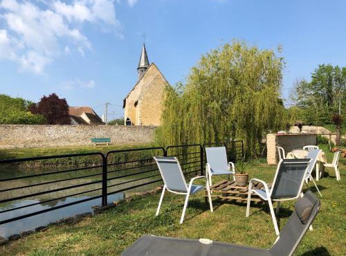 Gîte au bord de l'Orne avec jardin et pêche, Animaux admis - FR-1-410-323