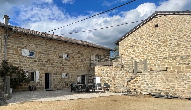 Gîte au Calme à 15 Minutes du Puy en Velay, Idéal Pour les Familles
