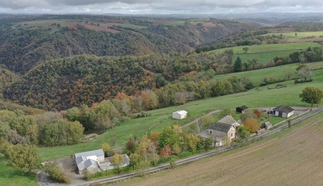 Gîte au Calme Dans la Campagne Aveyronnaise