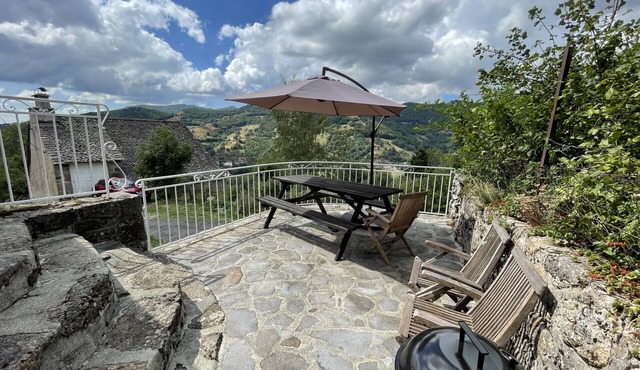 Gîte aux gardes - aux pieds des montagnes