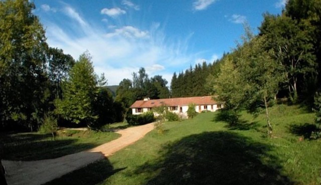 Gîte Aux gîtes du Rasteille for 7 people