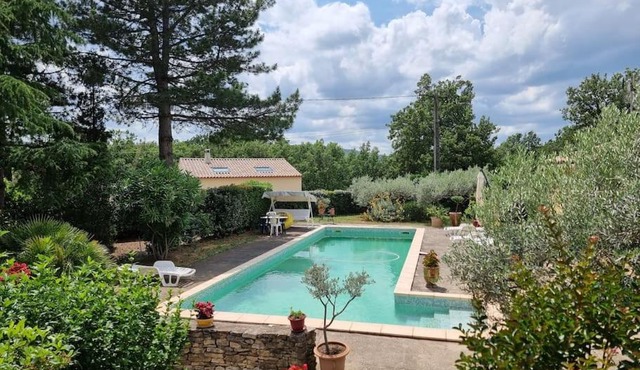 Gîte avec Piscine au cœur de la Vallée de la Cèze