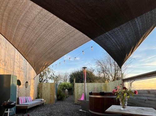 Gîte avec bain nordique dans la campagne brayonne pour 2 personnes