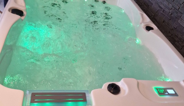 Gîte Avec Jacuzzi Privatif