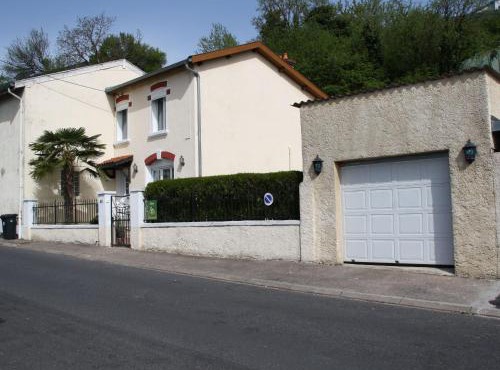 Gîte avec jardin clos, terrasse et Wi-Fi, proche de Verdun - FR-1-585-42