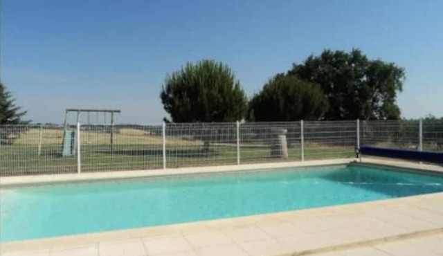 Gîte Avec Piscine Pour 5 Pers aux Portes du Gers
