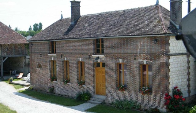 Gîte Bucey-en-Othe, 3 pièces, 4 personnes - FR-1-543-8