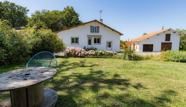 Gîte Capérot - Eyres Moncube