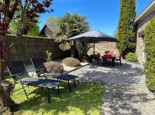 Gîte Charmant avec Cheminée, Jardin Clos et Equipements Bébé à Proximité de la Côte - FR-1-306-842