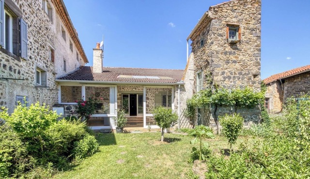 Gîte "Chez Papi" Country house near Allier