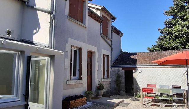 Gîte cosy près d'Orléans avec jardin, parking, et équipements complets - FR-1-590-252