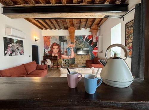 Gîte coloré pour 4-6 pers. à Montaigu-le-Blin, proche Vichy - FR-1-489-519