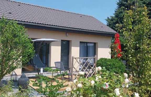 Gîte cossu avec vélos, option bien-être et spa estival de long de la Véloscénie