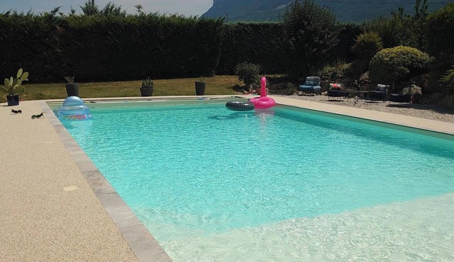 Gîte Cyprès de la Drôme - charm and serenity in the heart of the Drôme